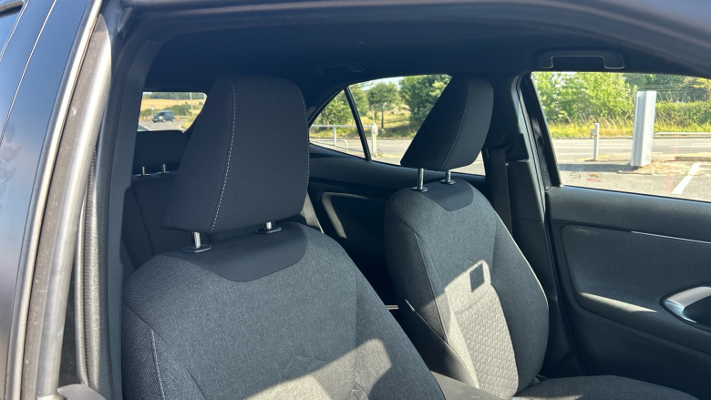 Toyota Yaris Cross 1.5 Hybrid Design 5dr CVT Hybrid Estate